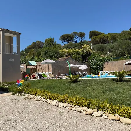 Casa Alfio Feriehus *